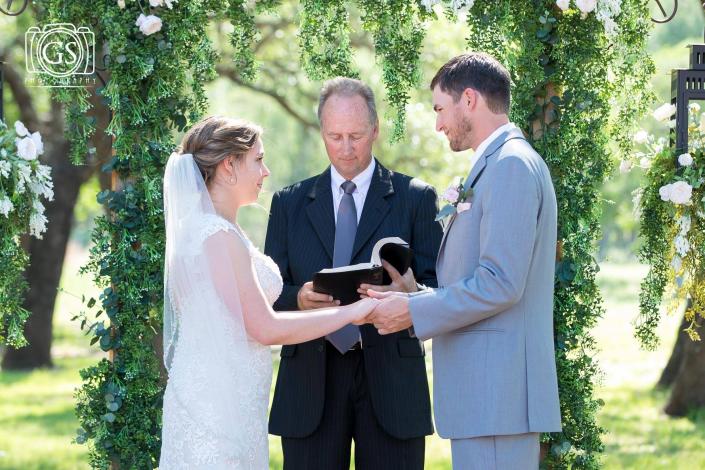 Say "I do" amidst the beautiful outdoors at The Moss Ranch at Enchanted Rock. 