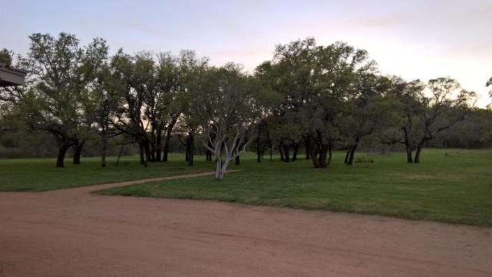 With such expansive, stunning surrounds you'll soon see why so many brides choose to have outdoor wedding ceremonies at The Moss Ranch at Enchanted Rock. 